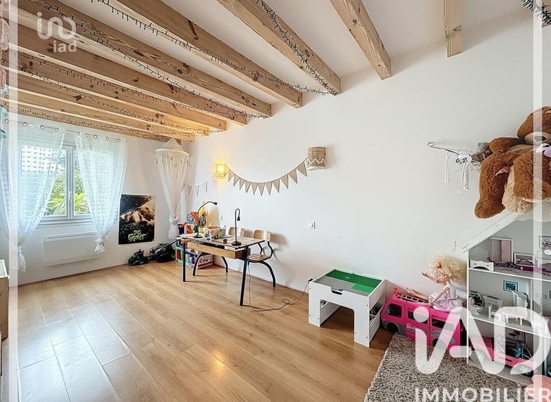 Maison - 177 m² - 8 pièces