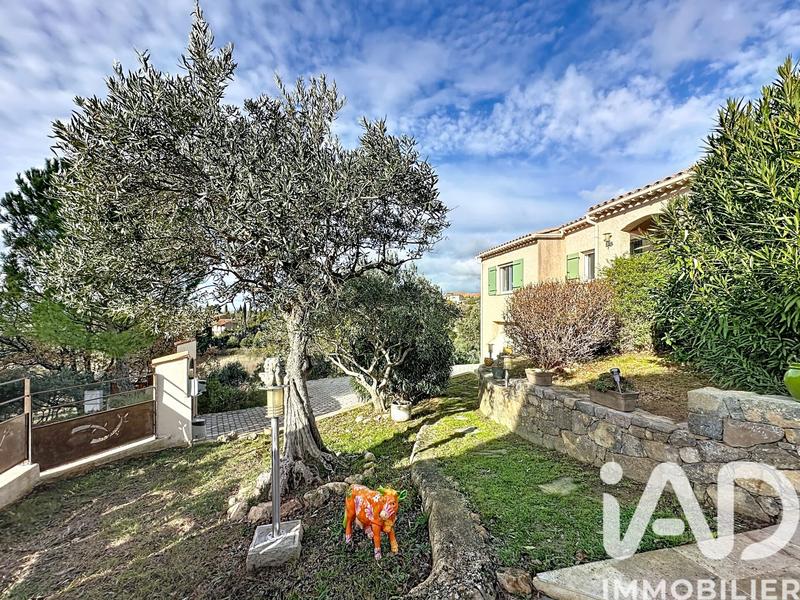 Maison - 122 m² - 5 pièces