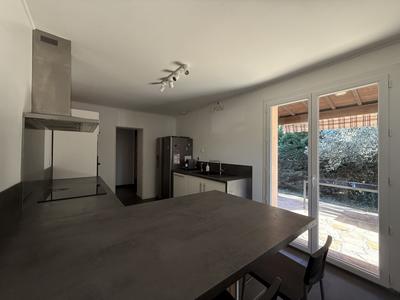 Maison - 147 m² - 6 pièces