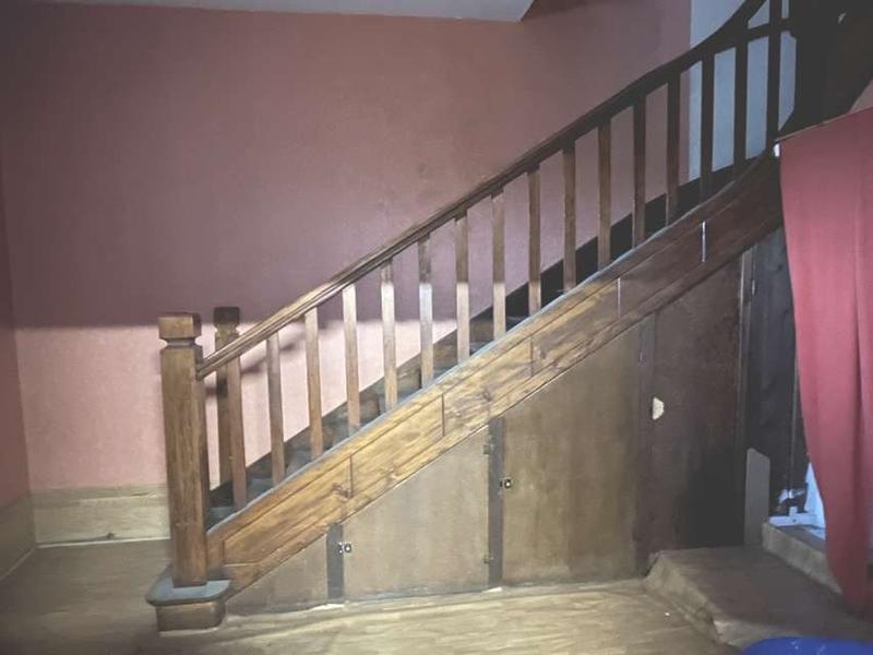 Maison - 92 m² - 8 pièces