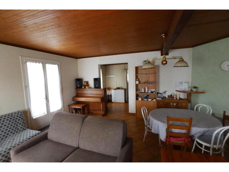 Maison - 110 m² - 5 pièces