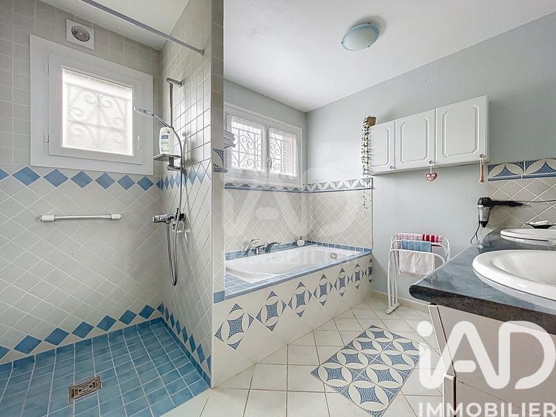 Maison - 136 m² - 6 pièces