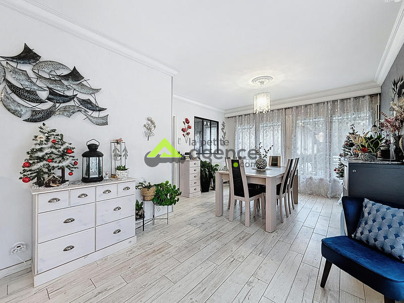 Maison - 135 m² - 5 pièces