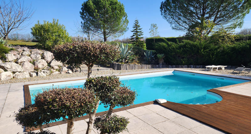 Maison - 158 m² - 6 pièces