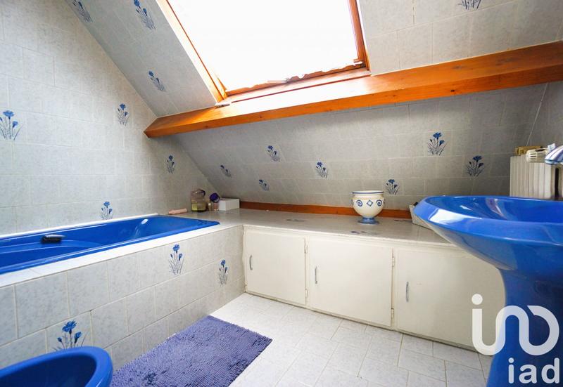 Maison - 200 m² - 8 pièces