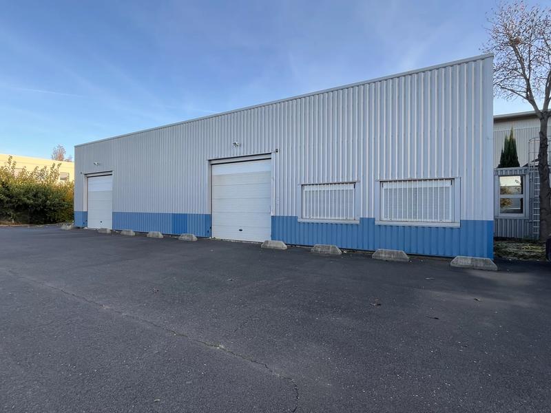 Local d'activités - 430 m² - 12 pièces