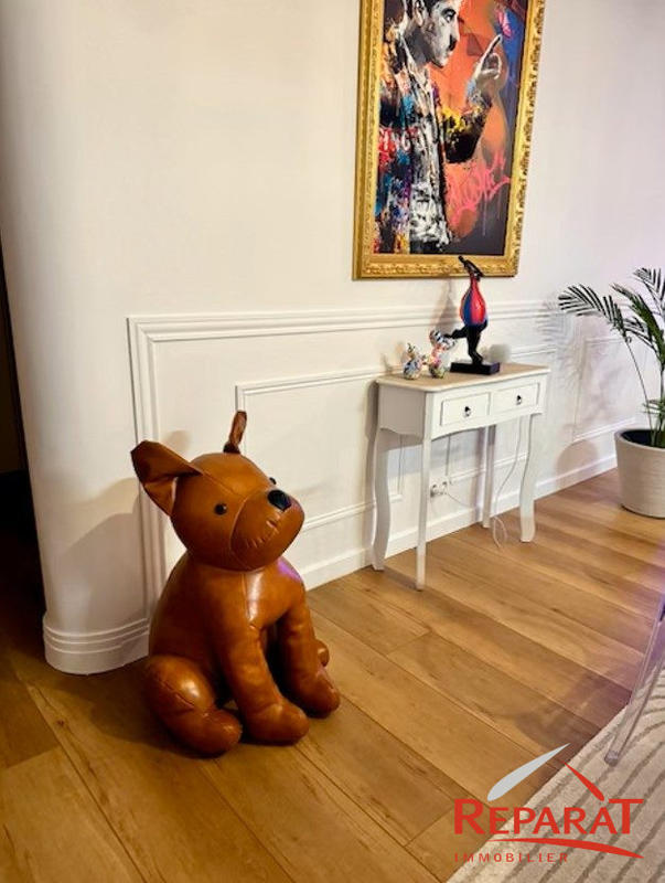 Appartement - 90 m² - 2 pièces