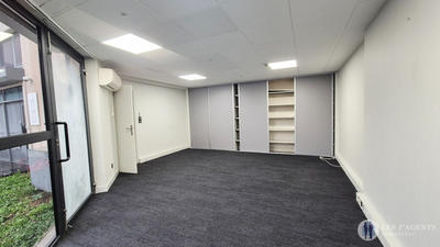 Bureau - 28 m² - 1 pièce