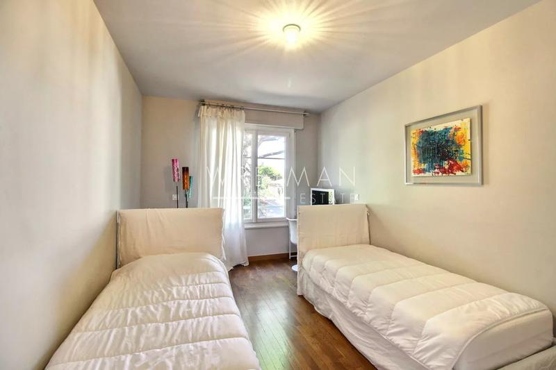 Appartement - 88 m² - 3 pièces