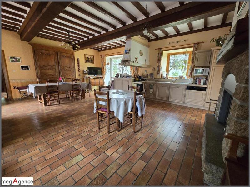 Maison de campagne - 230 m² - 7 pièces