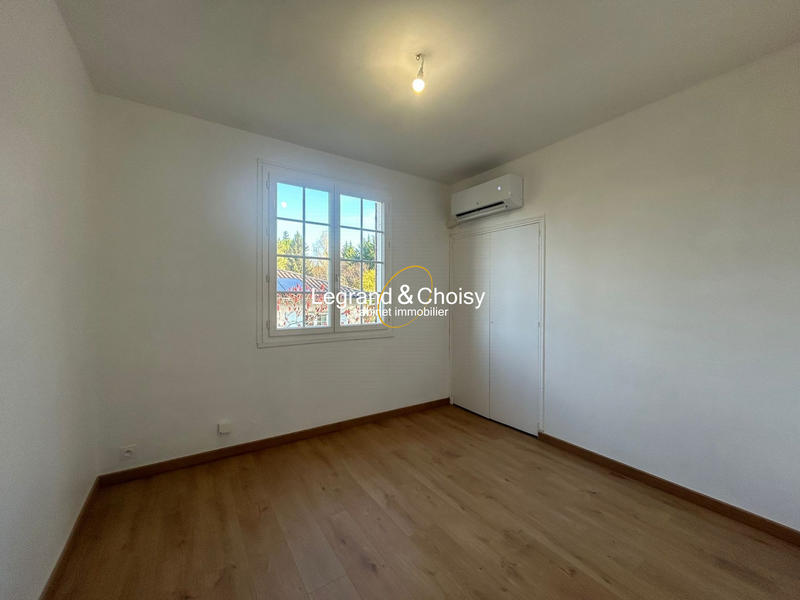 Maison - 200 m² - 8 pièces