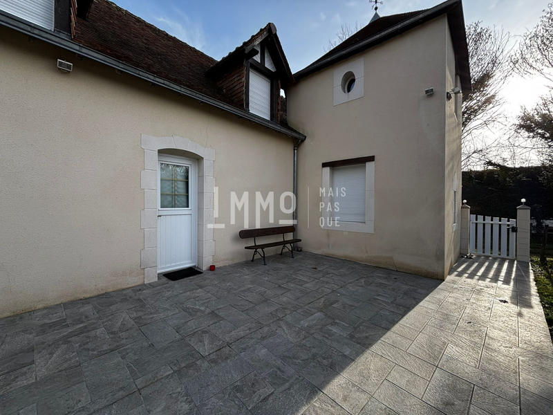 Maison - 173 m² - 9 pièces