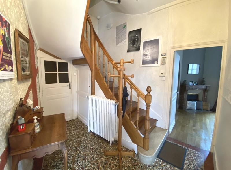 Maison ancienne - 99 m² - 5 pièces