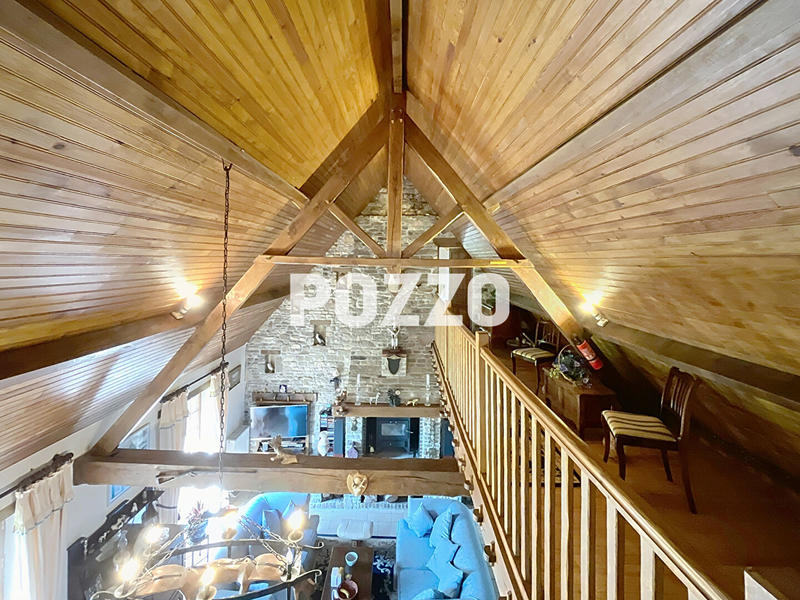 Maison - 190 m² - 8 pièces