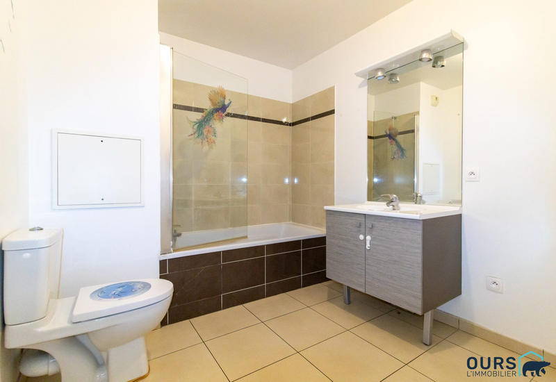 Appartement - 79 m² - 4 pièces