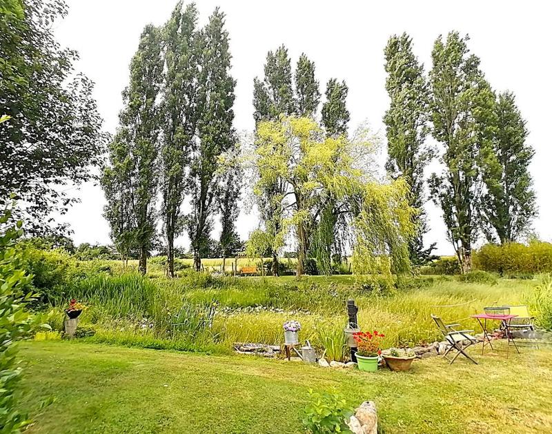 Maison - 290 m² - 8 pièces