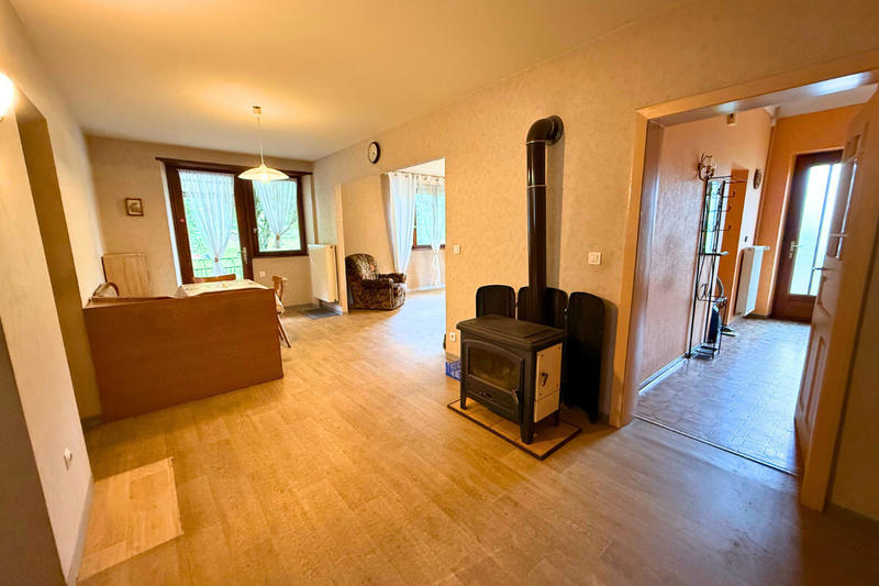 Maison - 176 m² - 7 pièces