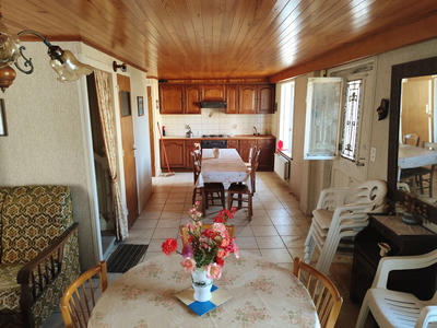 Maison en pierre - 70 m² - 4 pièces