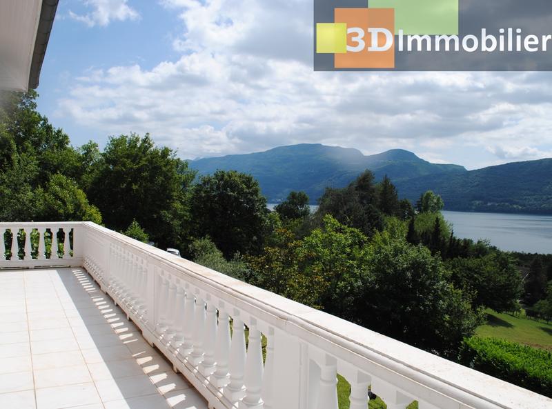 Maison - 370 m² - 16 pièces