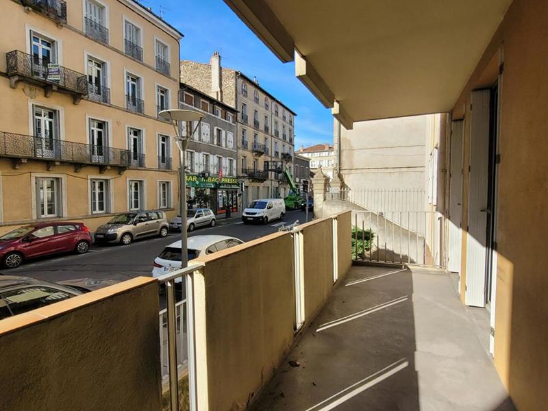 Appartement - 96 m² - 4 pièces