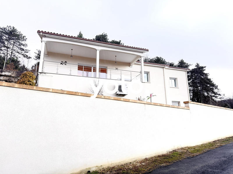 Maison - 175 m² - 5 pièces