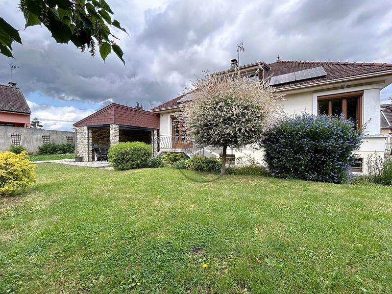 Maison - 148 m² - 6 pièces