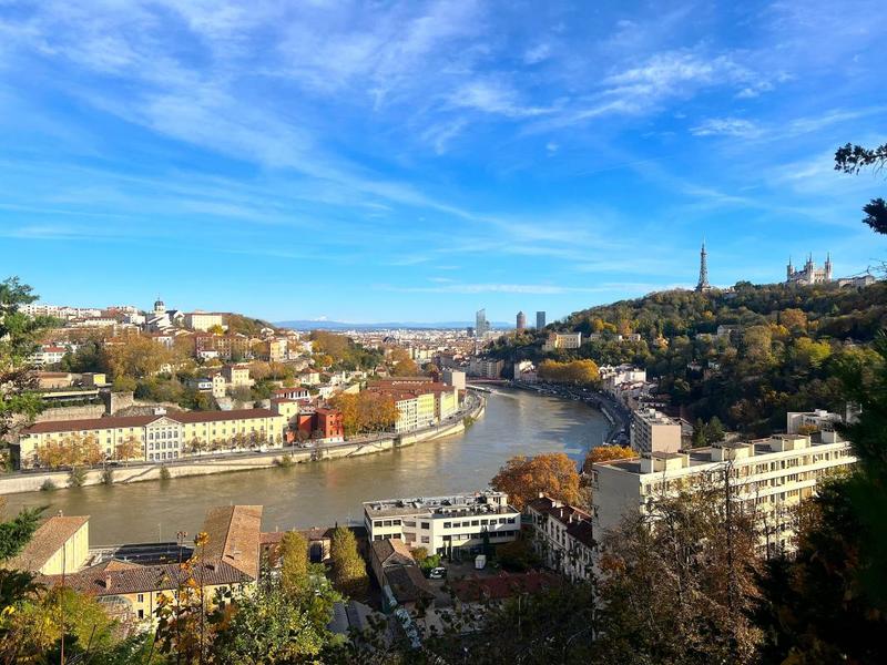 Immeuble - 246 m² - 7 pièces