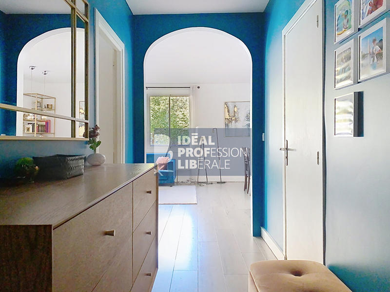 Bureau - 100 m² - 5 pièces