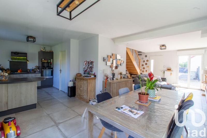 Maison - 102 m² - 6 pièces