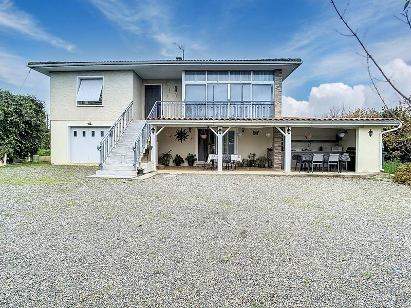 Pavillon - 155 m² - 7 pièces