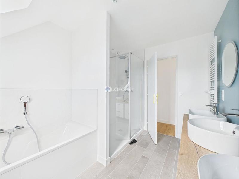 Maison - 144 m² - 6 pièces