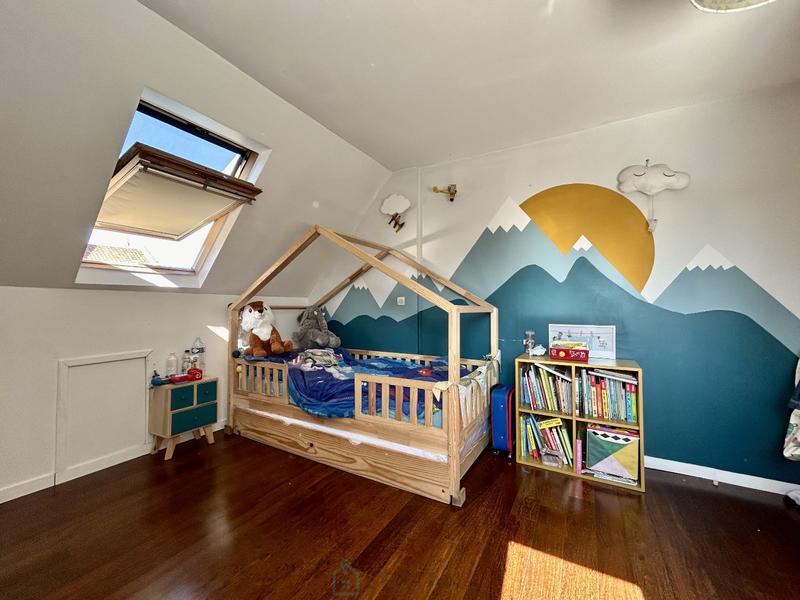 Maison - 133 m² - 6 pièces