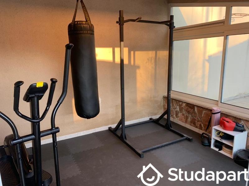 Chambre - 12 m² - 1 pièce