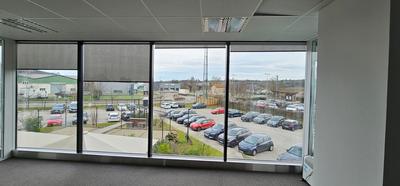Bureau - 160 m² - 1 pièce