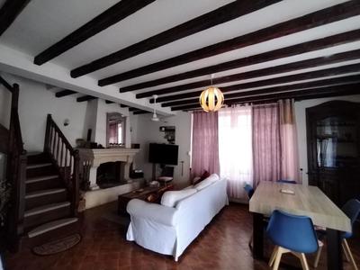 Maison de village - 85 m² - 4 pièces