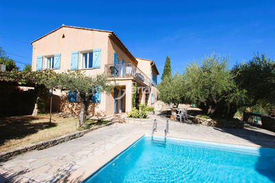 Maison - 206 m² - 6 pièces