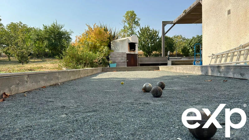 Maison - 307 m² - 10 pièces