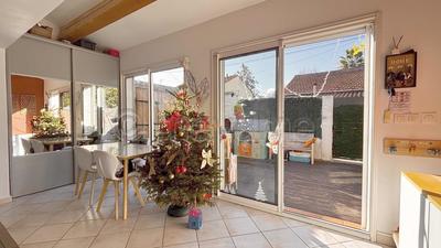 Maison - 70 m² - 3 pièces