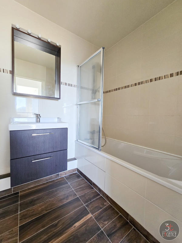 Appartement - 84 m² - 4 pièces