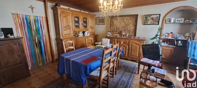 Maison - 102 m² - 5 pièces