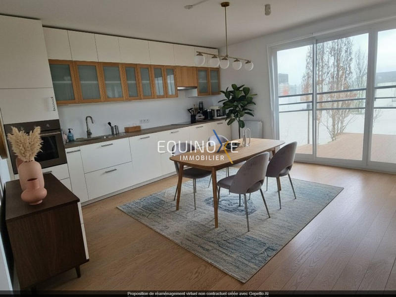 Appartement - 103 m² - 5 pièces