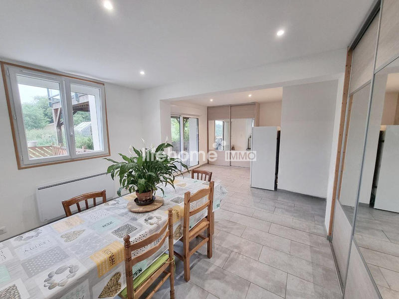 Maison - 167 m² - 7 pièces