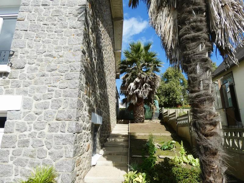 Maison - 123 m² - 6 pièces