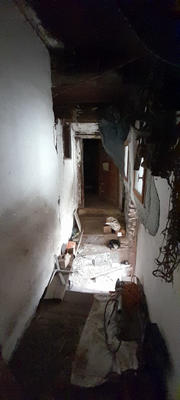 Maison - 300 m² - 2 pièces