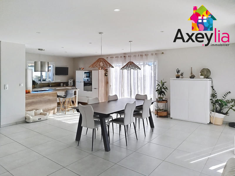 Maison - 122 m² - 4 pièces