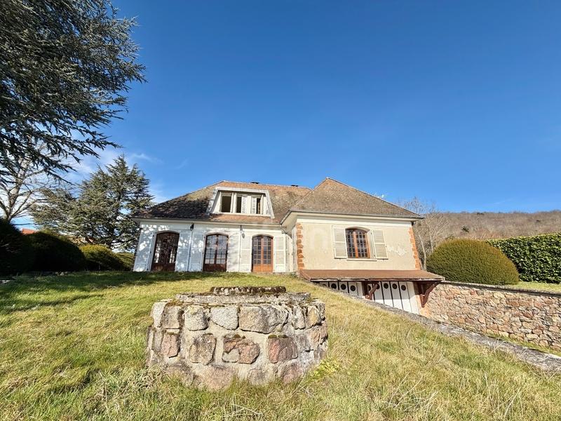 Maison - 185 m² - 6 pièces