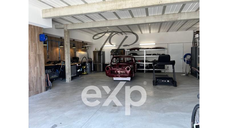 Villa - 268 m² - 7 pièces