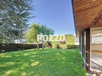 Maison - 140 m² - 8 pièces