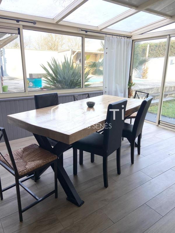 Maison - 170 m² - 9 pièces