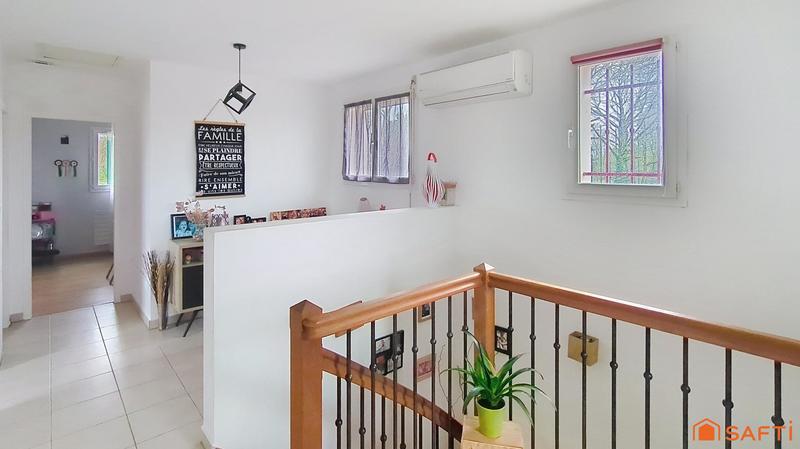 Maison - 165 m² - 8 pièces